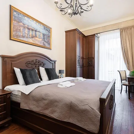 Luxury And Unique Pilies Street 2 Bedroom * Wilno