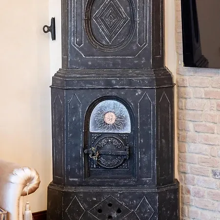 Luxury And Unique Pilies Street 2 Bedroom דירה *